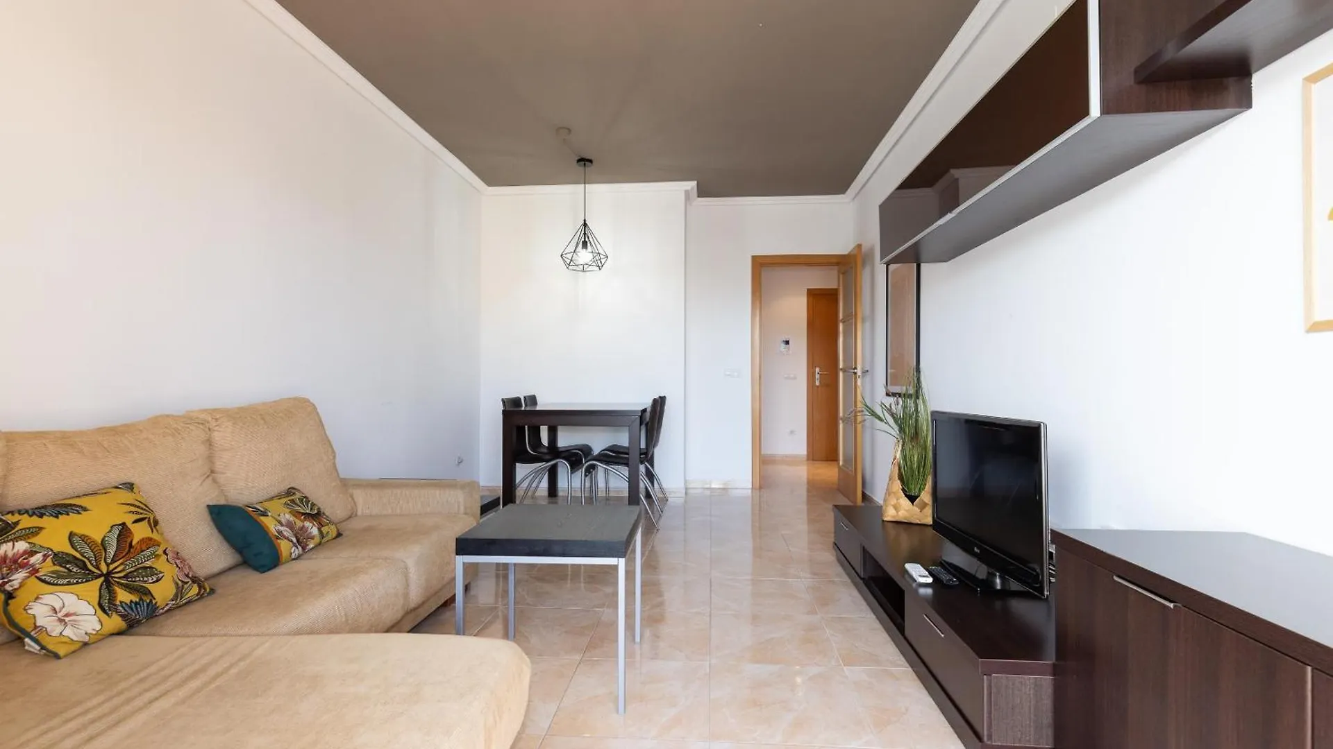 Maldivas I Apartment La Pineda