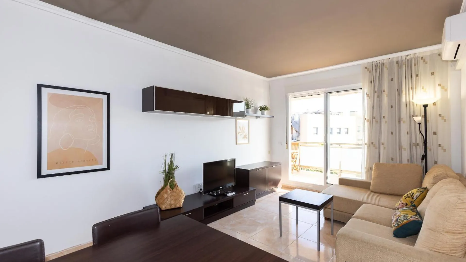 Maldivas I Apartment La Pineda
